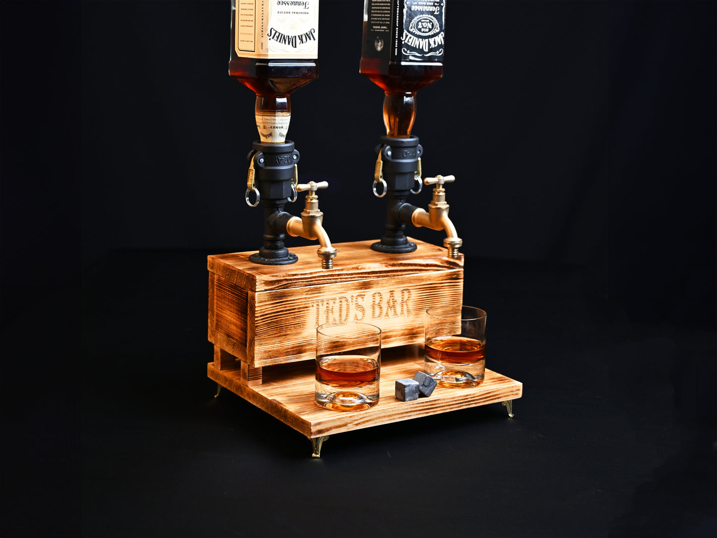 BLACK MALT- Personalized Wooden Whiskey Dispenser with RGB