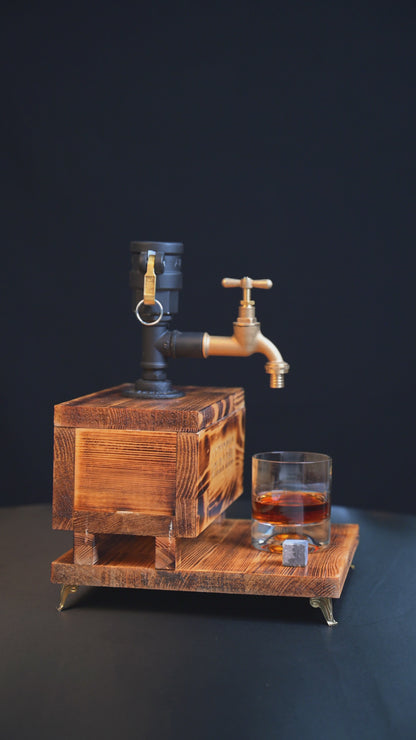 BLACK MALT- Personalized Wooden Whiskey Dispenser with RGB