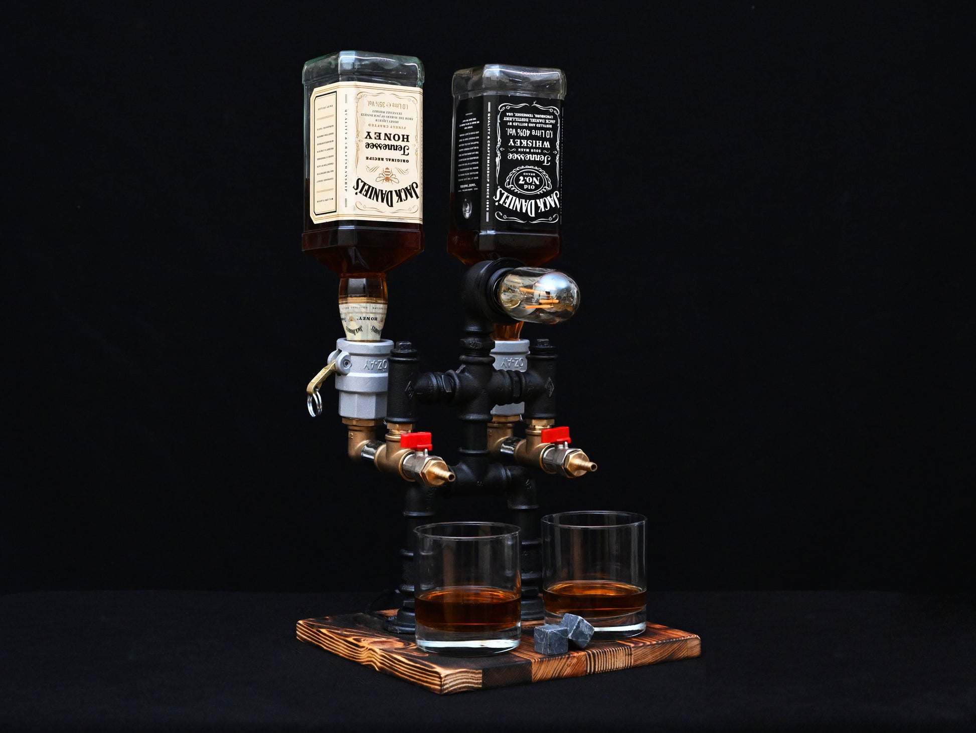 TERMINATOR - Steampunk Whiskey Dispenser - IronStudio